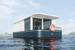 Houseboat MOAT Floating Hotel Room BILD 8